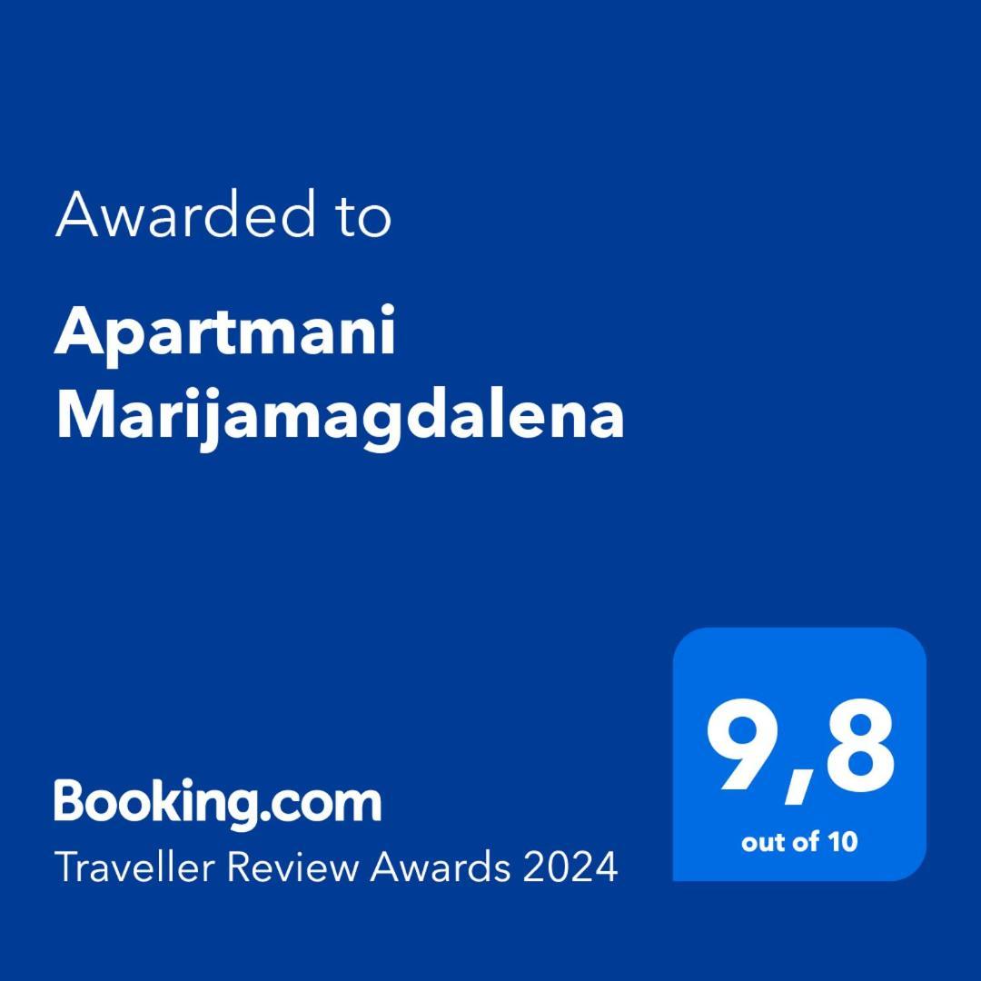 Apartmani Marijamagdalena Gračac المظهر الخارجي الصورة